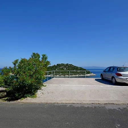 Branko * Lastovo